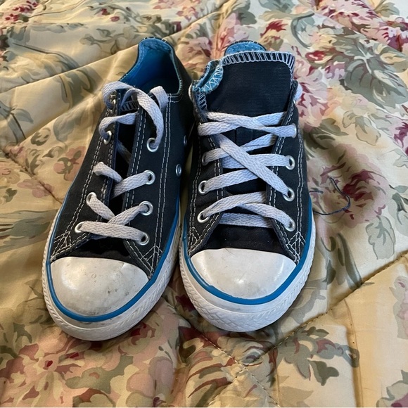 Converse Chuck Taylor All Star Youth Low Top Shoes Size 1 Black White Blue - Picture 7 of 8